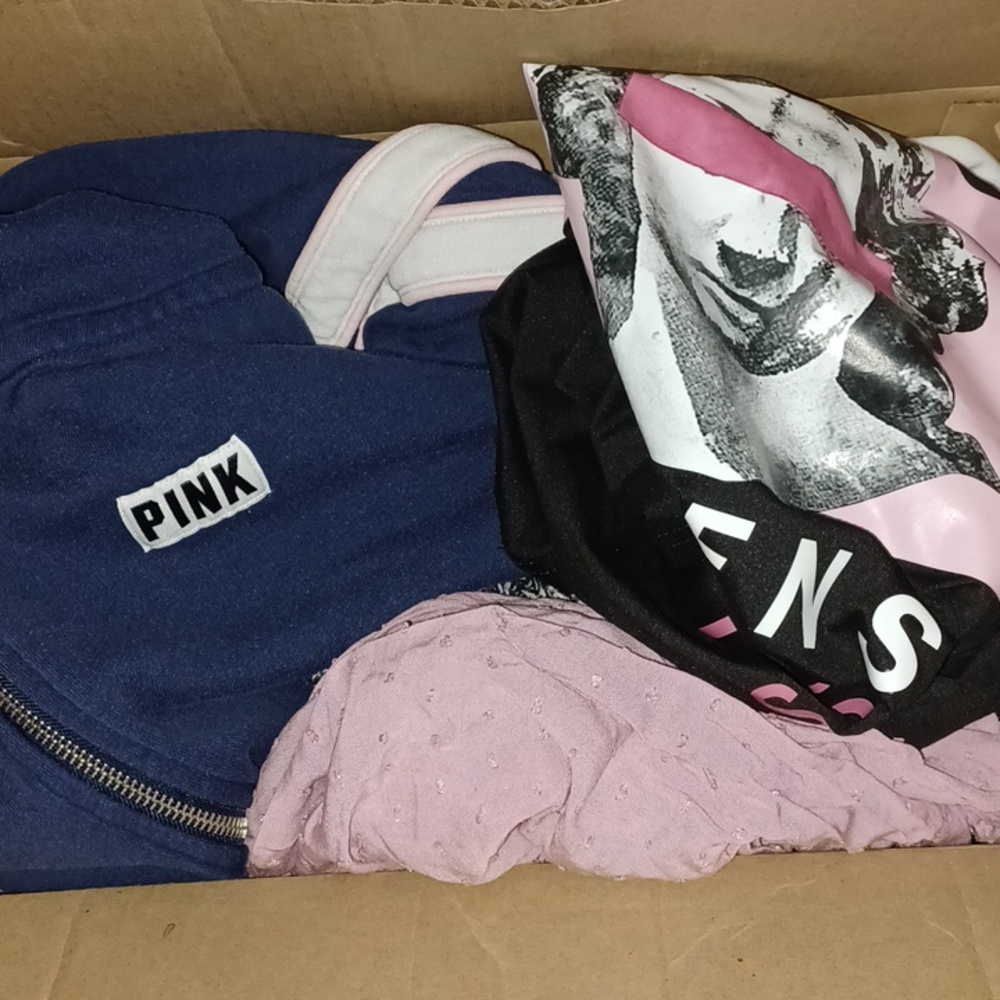 Bundle Of Women's Clothing Size XL